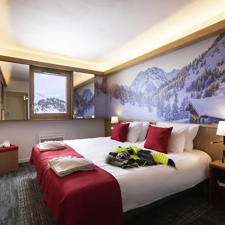 Club Mmv Plagne 2000 Hotel 4*